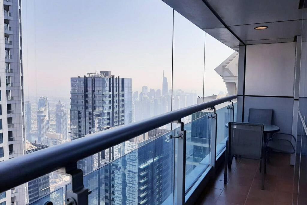 Skynest Holiday Homes Princess Tower 68Th Floor 1 Bedroom Apartment Dubai Eksteriør bilde